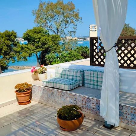Sea Breeze - Home With A View Bouzaíika Exterior foto